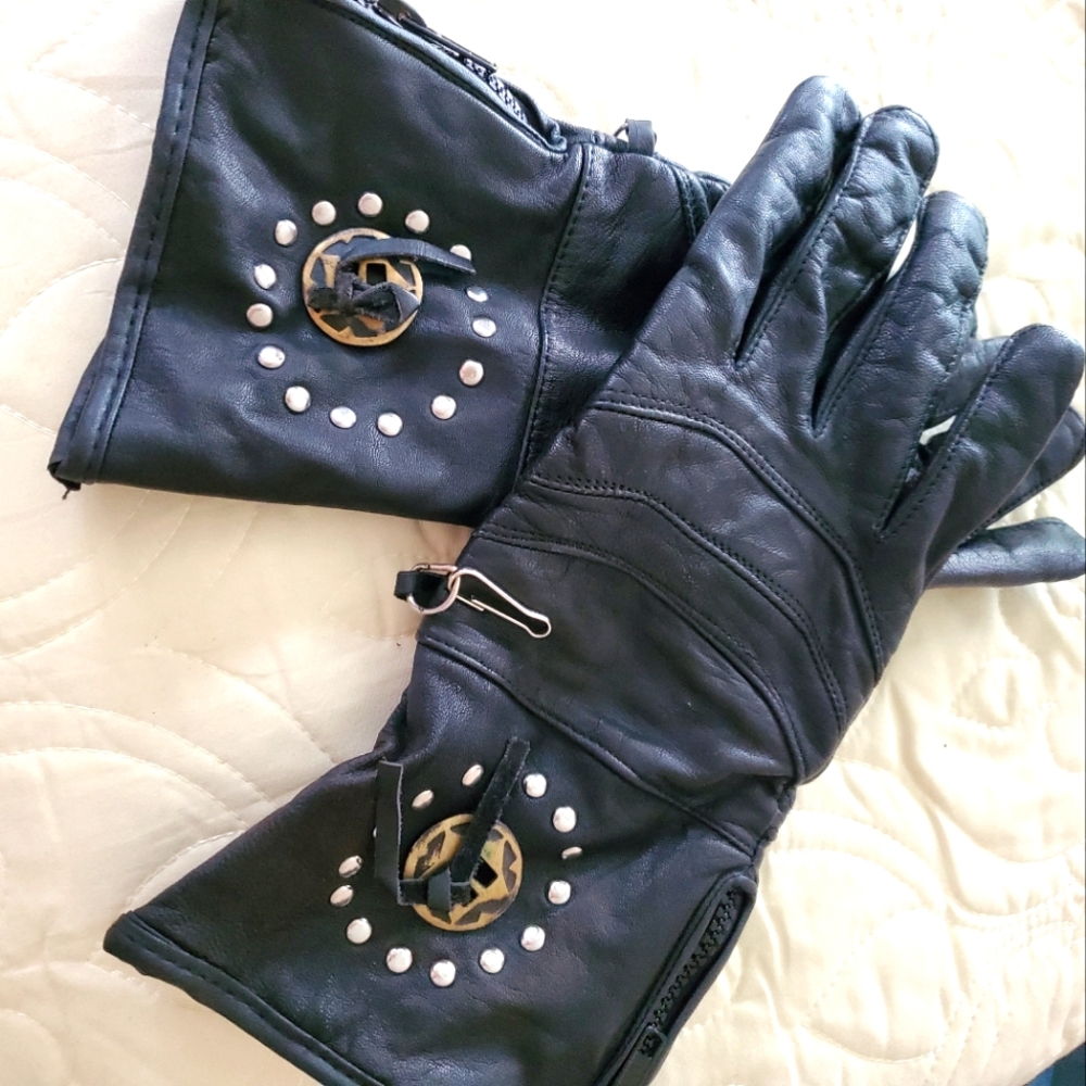 Black Leather gloves